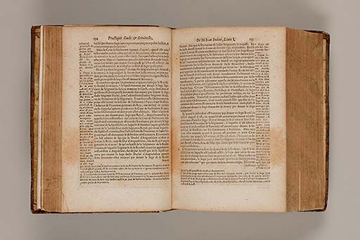 La practique judiciaire, tant civile que criminelle, receue et observee par tout le royaume de France / composee par M. Jean Imbert.
