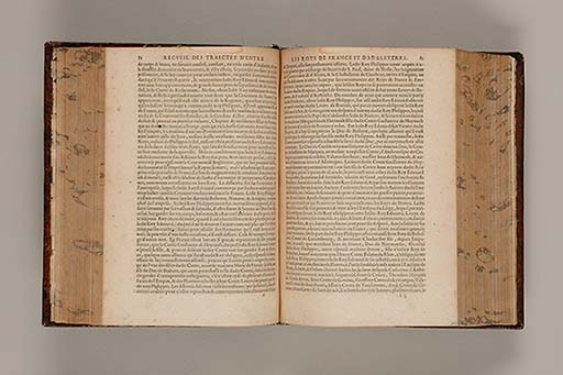 Recueil des roys de France, leurs couronne et maison / par Iean du Tillet ... En ceste derniere edition ont esté adjoustez les memoires dudit sieur ... 