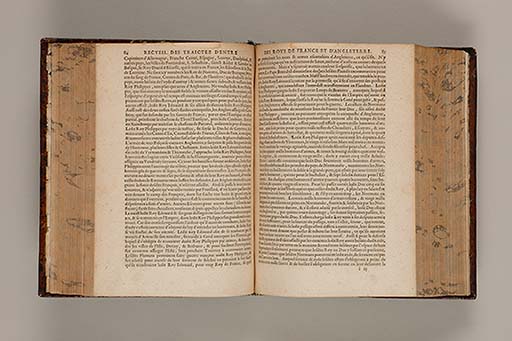 Recueil des roys de France, leurs couronne et maison / par Iean du Tillet ... En ceste derniere edition ont esté adjoustez les memoires dudit sieur ... 