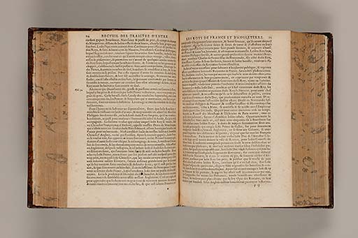 Recueil des roys de France, leurs couronne et maison / par Iean du Tillet ... En ceste derniere edition ont esté adjoustez les memoires dudit sieur ... 