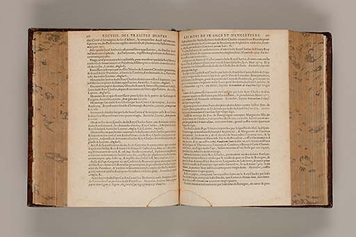 Recueil des roys de France, leurs couronne et maison / par Iean du Tillet ... En ceste derniere edition ont esté adjoustez les memoires dudit sieur ... 