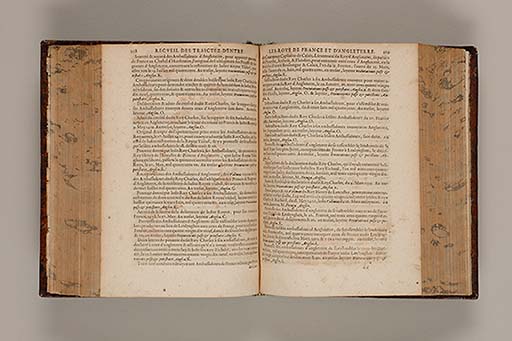 Recueil des roys de France, leurs couronne et maison / par Iean du Tillet ... En ceste derniere edition ont esté adjoustez les memoires dudit sieur ... 