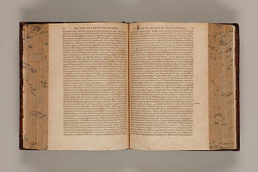 Recueil des roys de France, leurs couronne et maison / par Iean du Tillet ... En ceste derniere edition ont esté adjoustez les memoires dudit sieur ... 