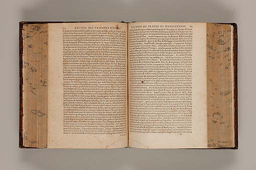 Recueil des roys de France, leurs couronne et maison / par Iean du Tillet ... En ceste derniere edition ont esté adjoustez les memoires dudit sieur ... 