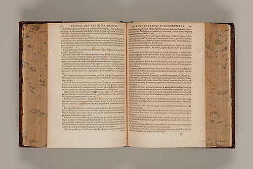 Recueil des roys de France, leurs couronne et maison / par Iean du Tillet ... En ceste derniere edition ont esté adjoustez les memoires dudit sieur ... 