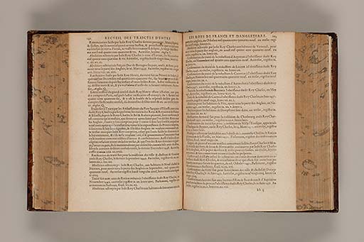 Recueil des roys de France, leurs couronne et maison / par Iean du Tillet ... En ceste derniere edition ont esté adjoustez les memoires dudit sieur ... 