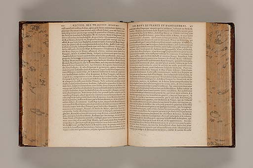 Recueil des roys de France, leurs couronne et maison / par Iean du Tillet ... En ceste derniere edition ont esté adjoustez les memoires dudit sieur ... 