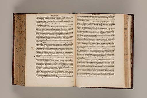 Recueil des roys de France, leurs couronne et maison / par Iean du Tillet ... En ceste derniere edition ont esté adjoustez les memoires dudit sieur ... 