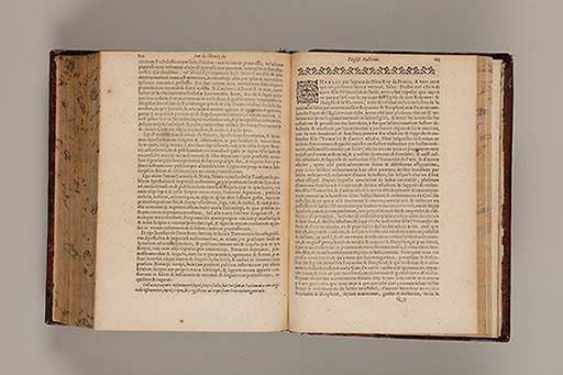 Recueil des roys de France, leurs couronne et maison / par Iean du Tillet ... En ceste derniere edition ont esté adjoustez les memoires dudit sieur ... 