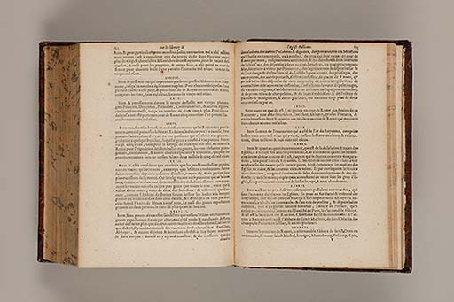 Recueil des roys de France, leurs couronne et maison / par Iean du Tillet ... En ceste derniere edition ont esté adjoustez les memoires dudit sieur ... 