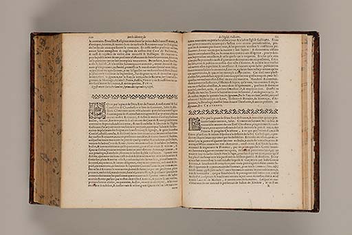 Recueil des roys de France, leurs couronne et maison / par Iean du Tillet ... En ceste derniere edition ont esté adjoustez les memoires dudit sieur ... 
