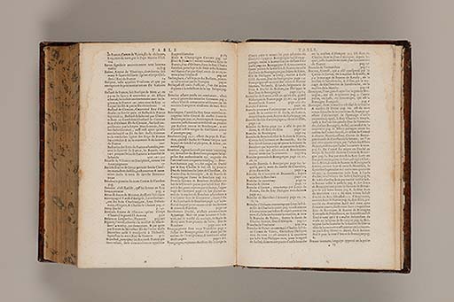 Recueil des roys de France, leurs couronne et maison / par Iean du Tillet ... En ceste derniere edition ont esté adjoustez les memoires dudit sieur ... 
